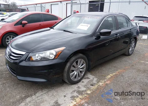 2012 Honda Accord 2.4 Ex-L из США, поврежденный, VIN 1HGCP2F81CA098067